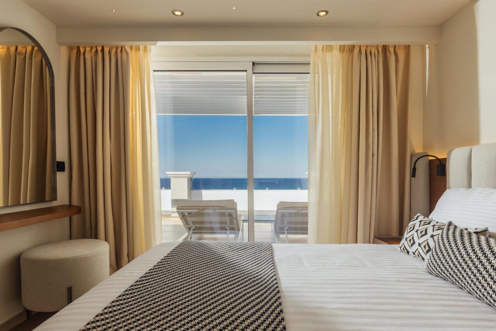 Alexandra Beach Resort & Spa Планос Екстер'єр фото